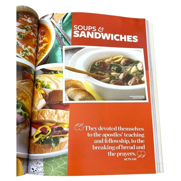 📚 Taste of Home Church Supper Recipes: 359 Crowd Favorites Cookbook 🍽️ - Picture 5 of 7